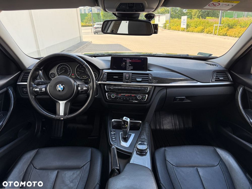 BMW Seria 3 - 25