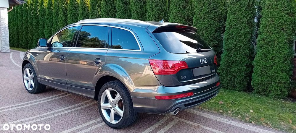 Audi Q7 - 25