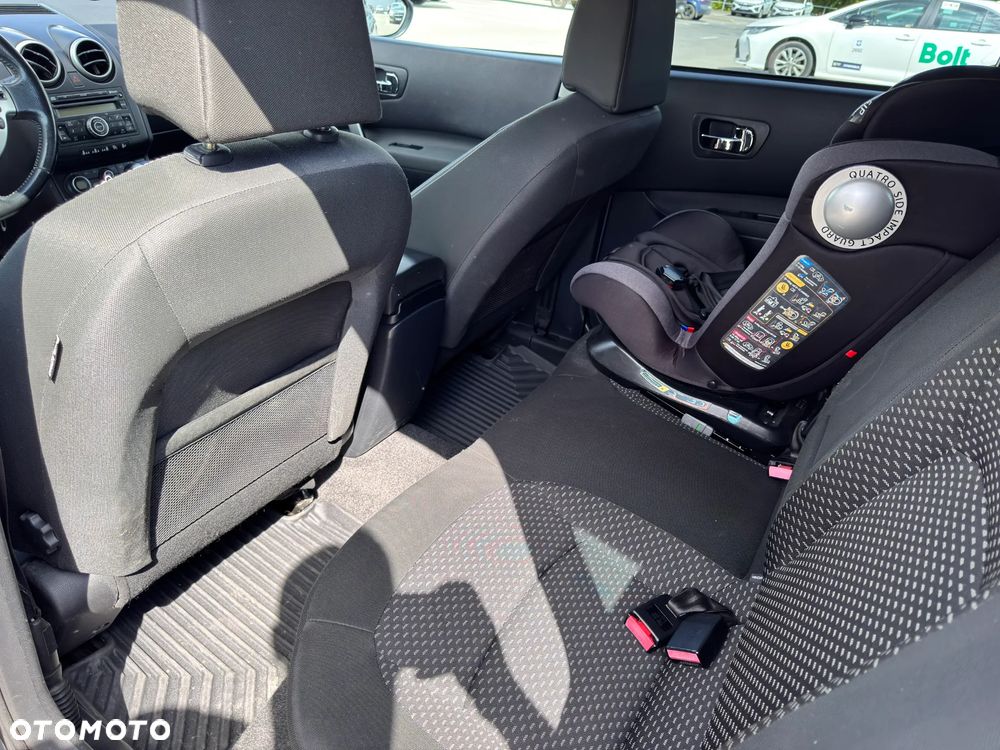 Nissan Qashqai - 12