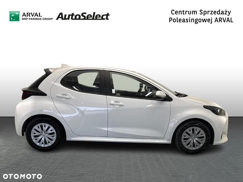 Toyota Yaris - 7