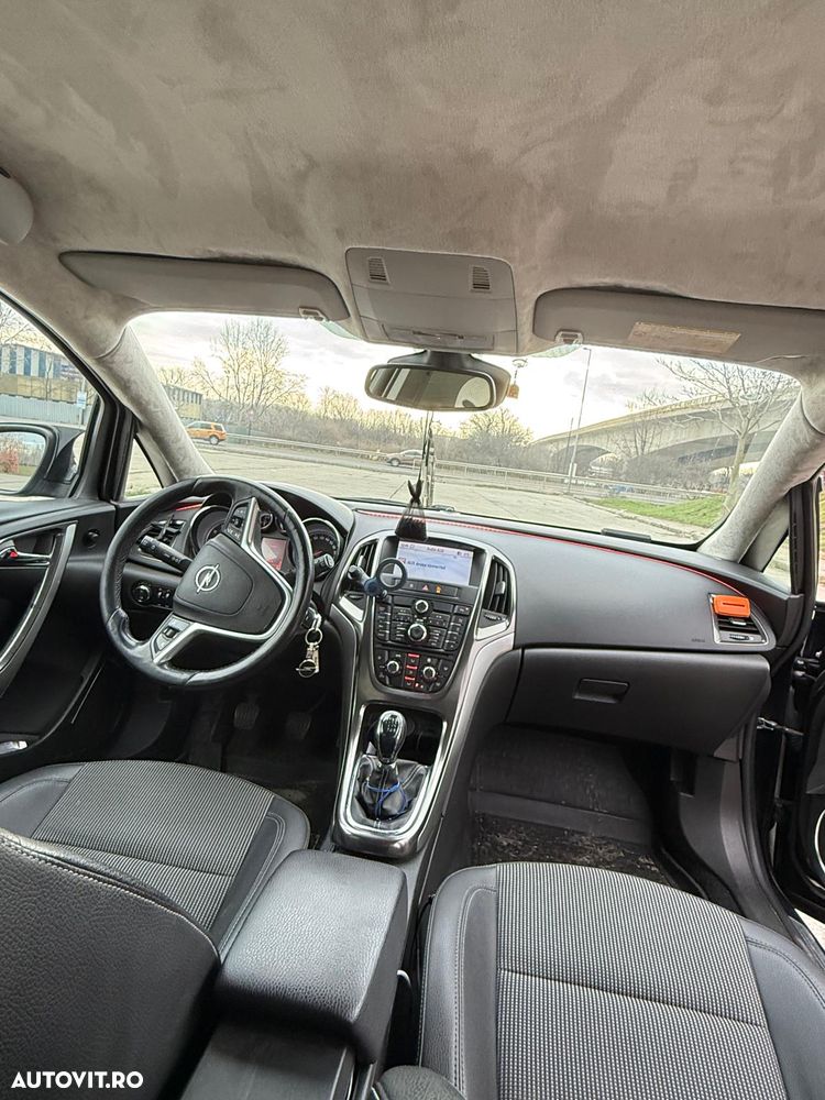 Opel Astra 1.4 Turbo Design Edition - 14