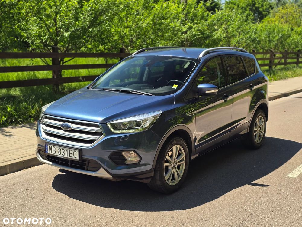 Ford Kuga 1.5 EcoBoost 2x4 Titanium - 10