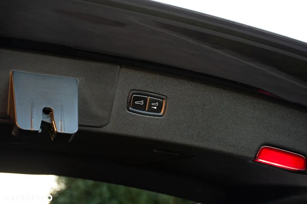 Porsche Cayenne - 16