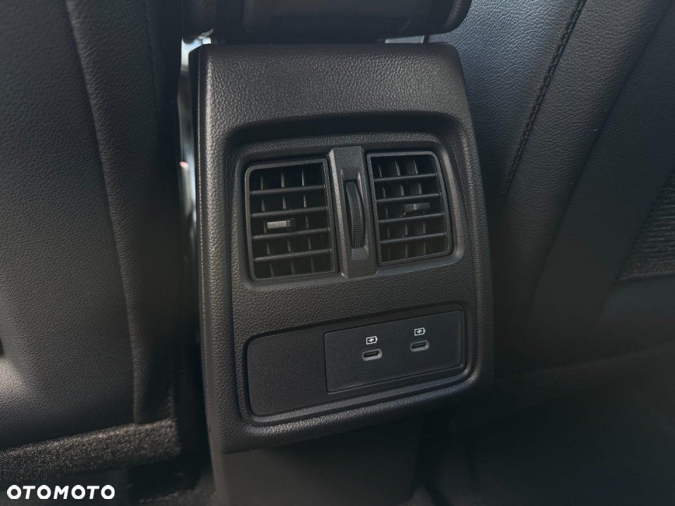 Mitsubishi ASX - 11