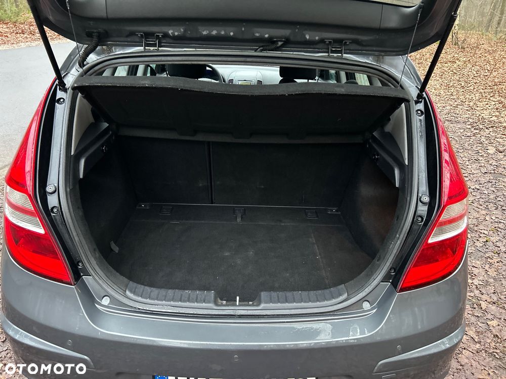 Hyundai i30 1.4 Blue Comfort - 9