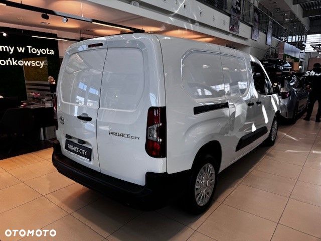 Toyota CITY - 2