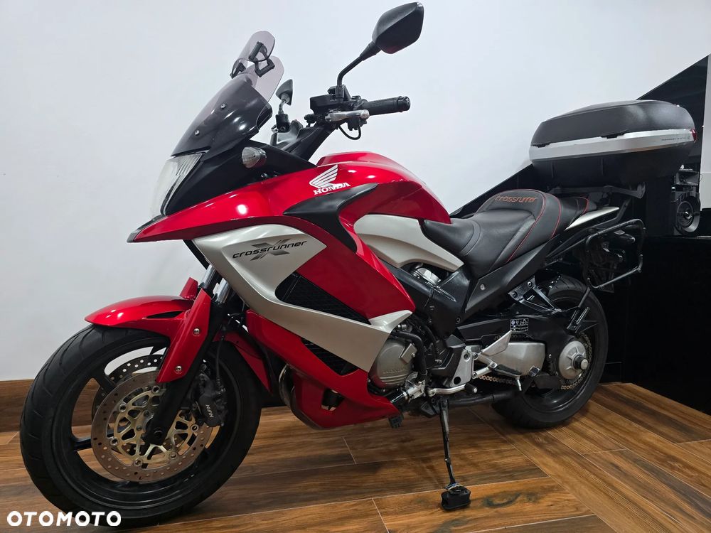 Honda VFR - 7