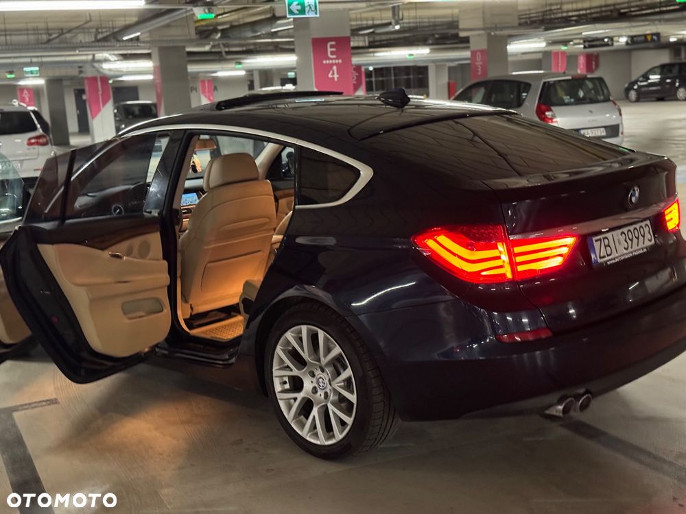 BMW 5GT - 13