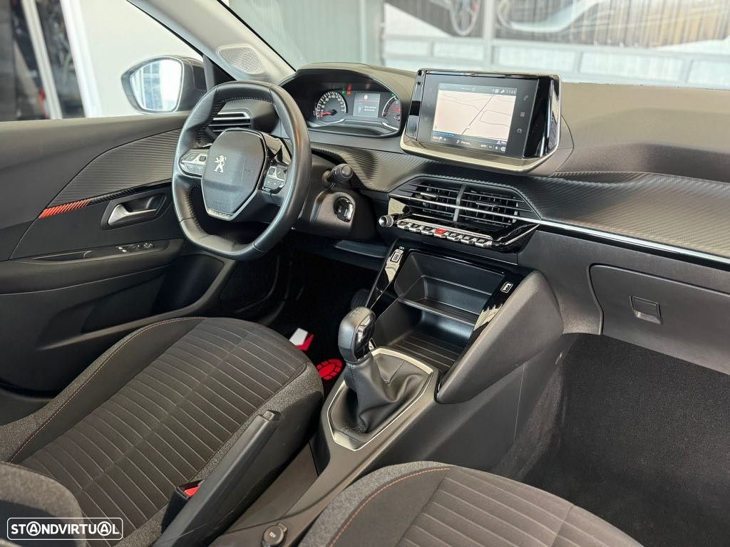 Peugeot 208 1.2 PureTech Active - 12