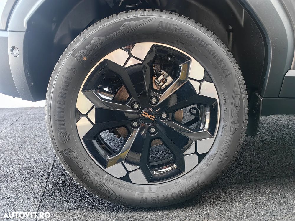 Dacia Duster TCe 130 4X4 MHEV Extreme - 6