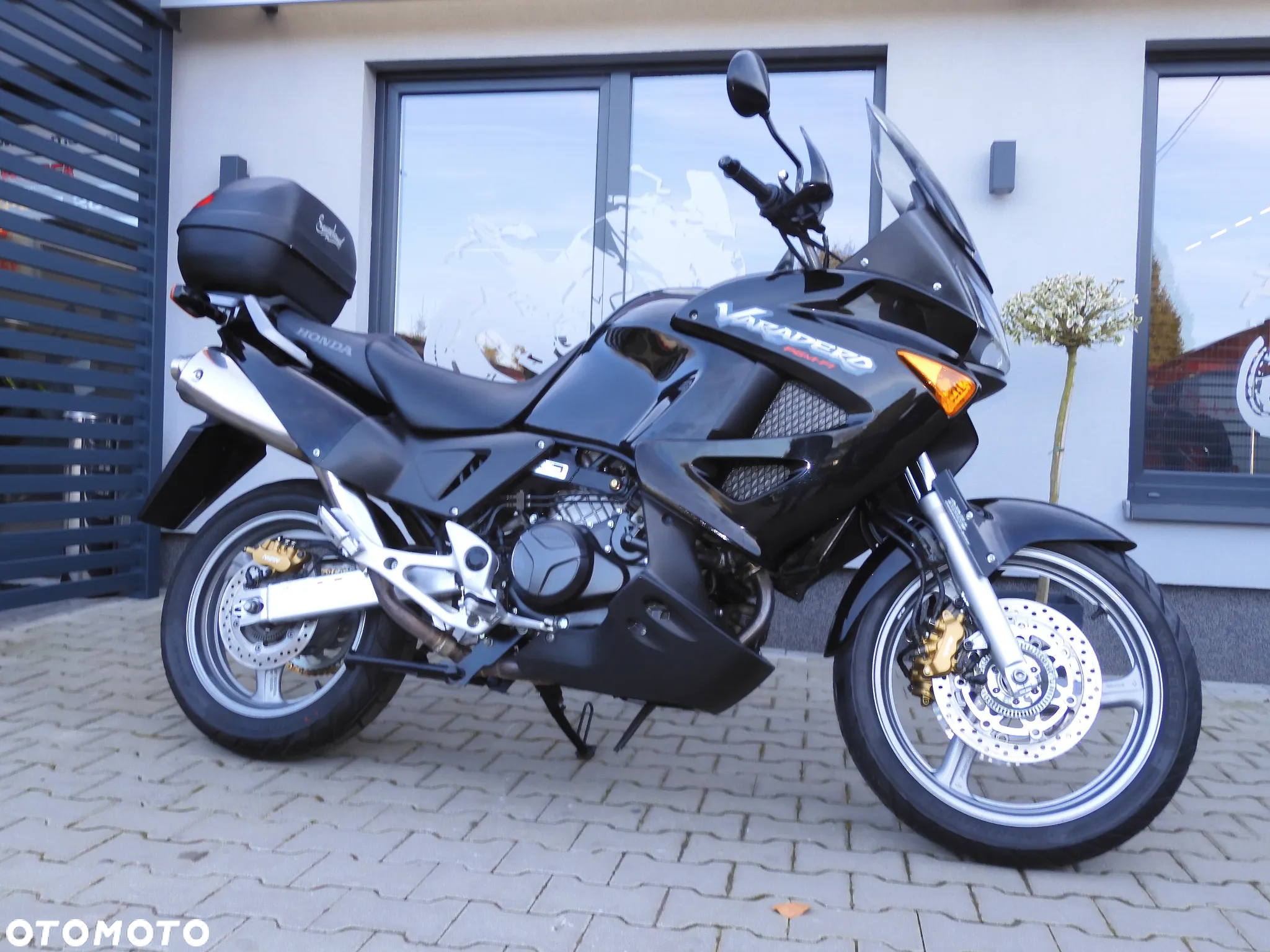 Honda XL - 11