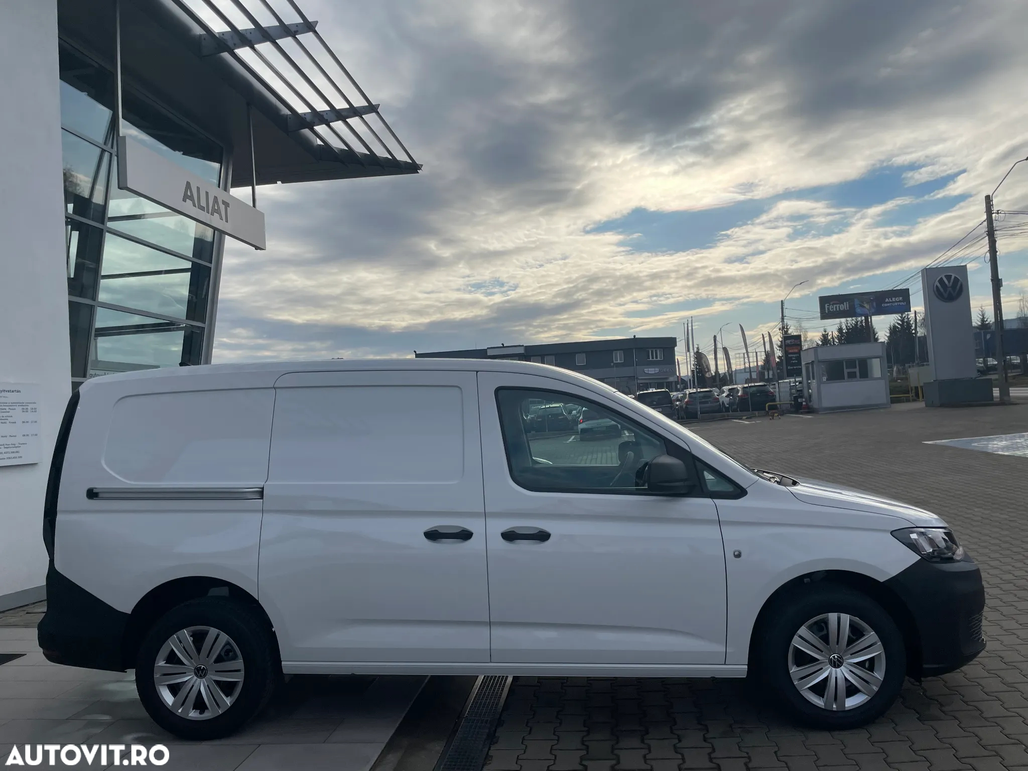 Volkswagen Caddy Maxi 2.0 TDI 75 kW - 3