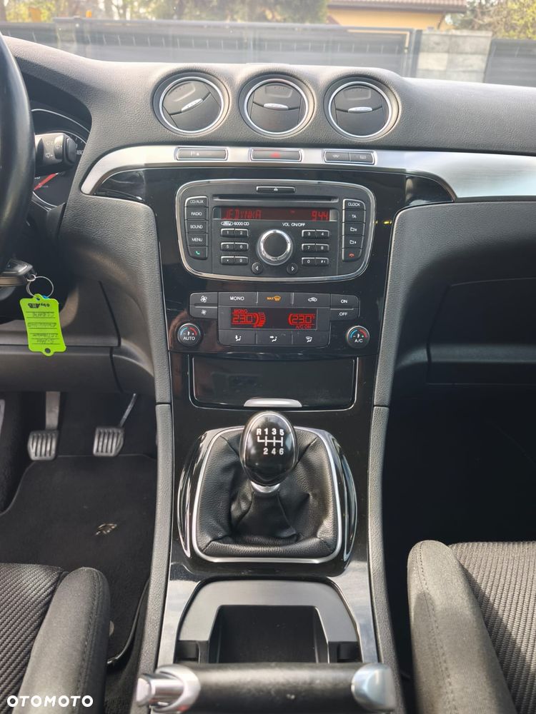 Ford S-Max 2.0 TDCi DPF Titanium X - 18