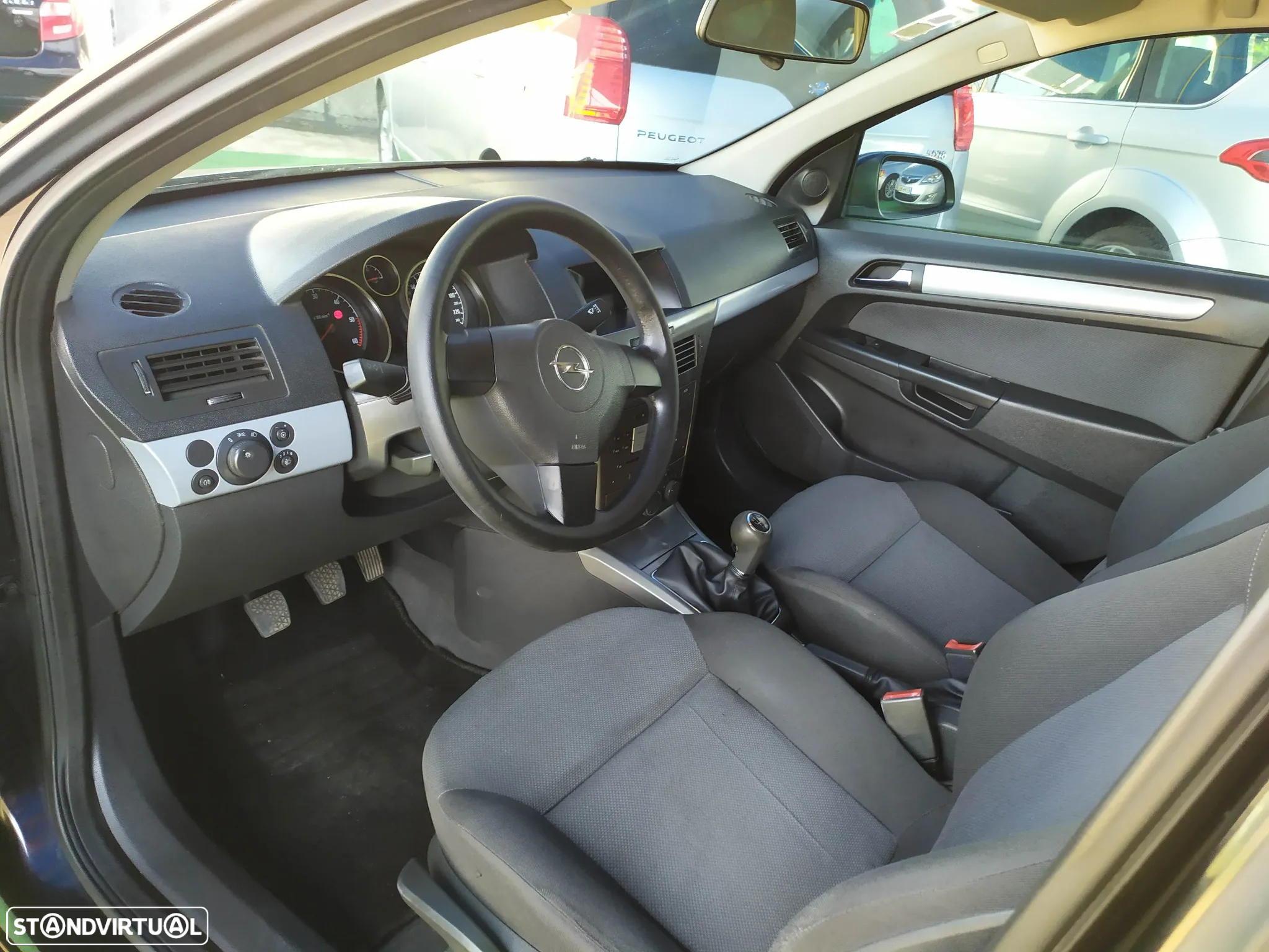 Opel Astra Caravan 1.3 CDTi Enjoy - 24
