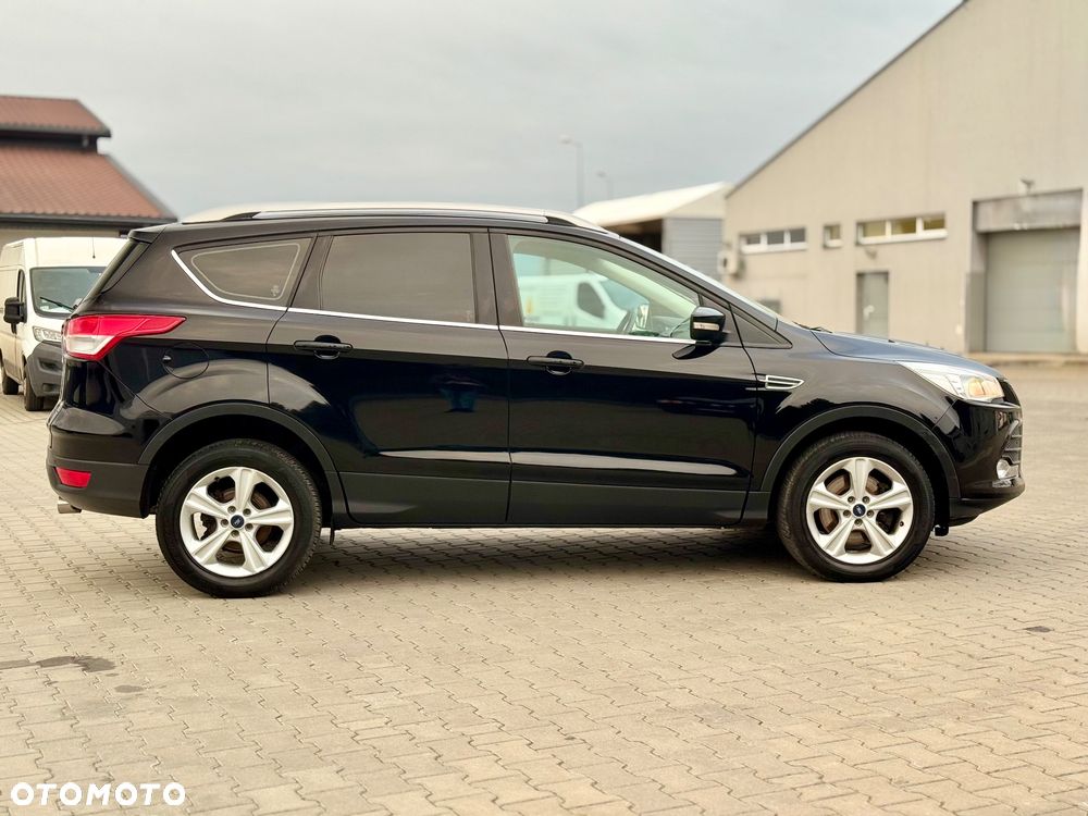 Ford Kuga 2.0 TDCi 2x4 Trend - 4