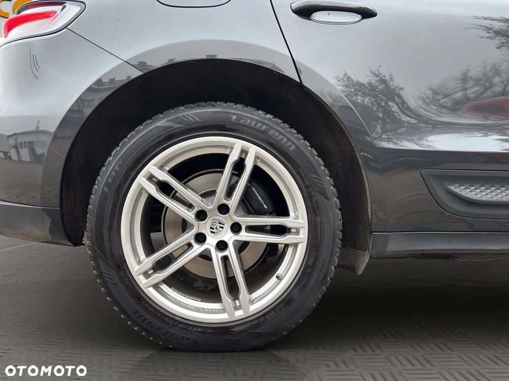Porsche Macan Standard - 16