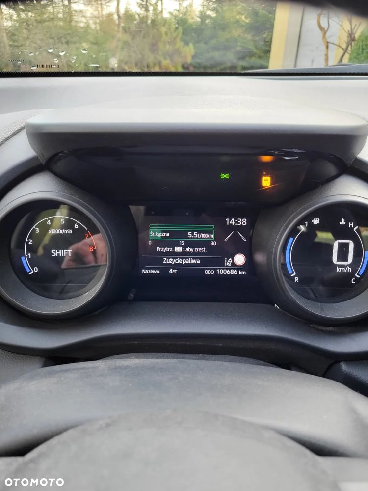 Toyota Yaris 1.5 VVT-i Comfort - 17