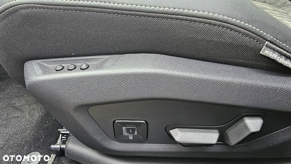 Peugeot 3008 1.6 PHEV 195 GT E-DCS7 - 10