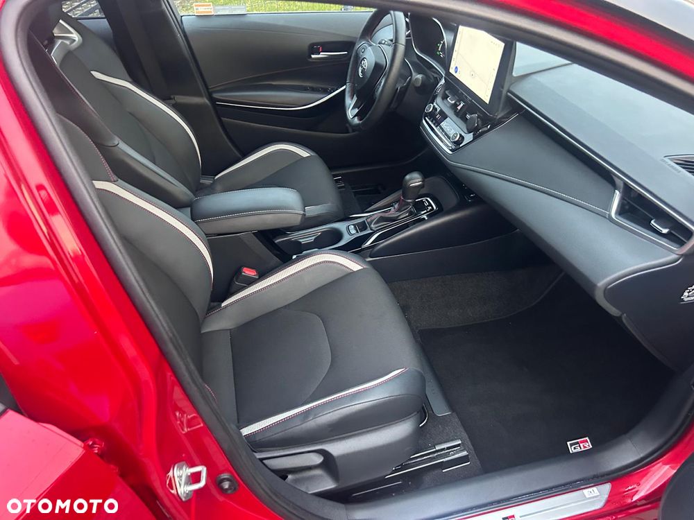 Toyota Corolla 2.0 Hybrid GR Sport Dynamic - 35