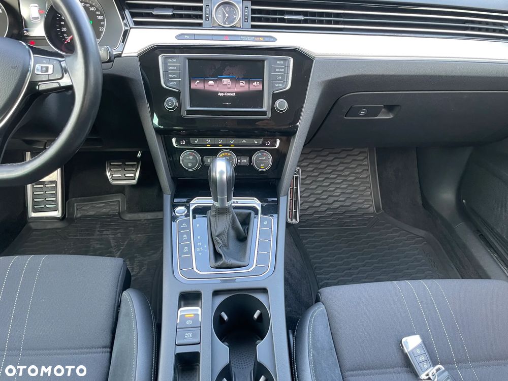 Volkswagen Passat Alltrack 2.0 TDI SCR 4Motion DSG (BMT) - 33
