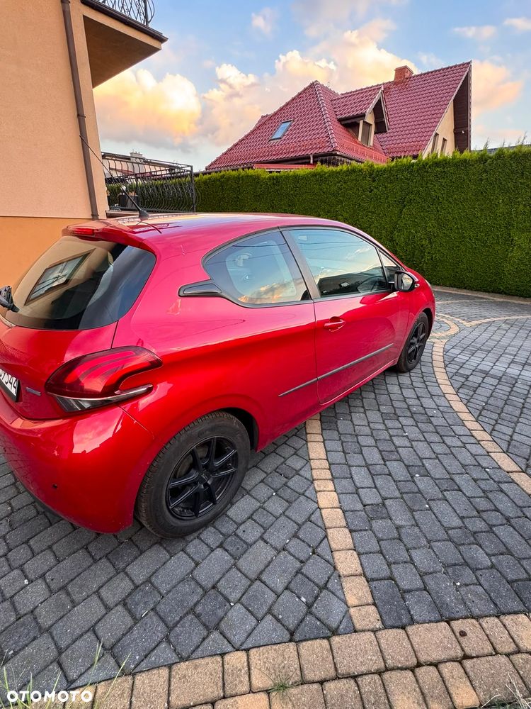 Peugeot 208 1.2 PureTech Active - 9
