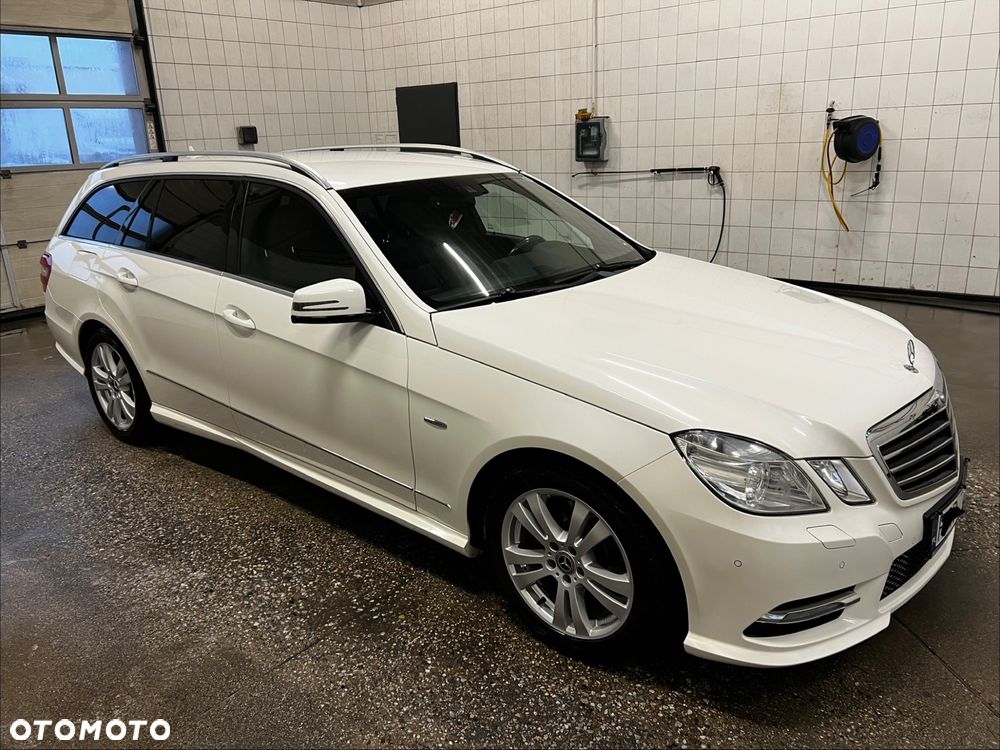 Mercedes-Benz Klasa E 250 CDI DPF BlueEFFICIENCY Automatik Avantgarde - 36