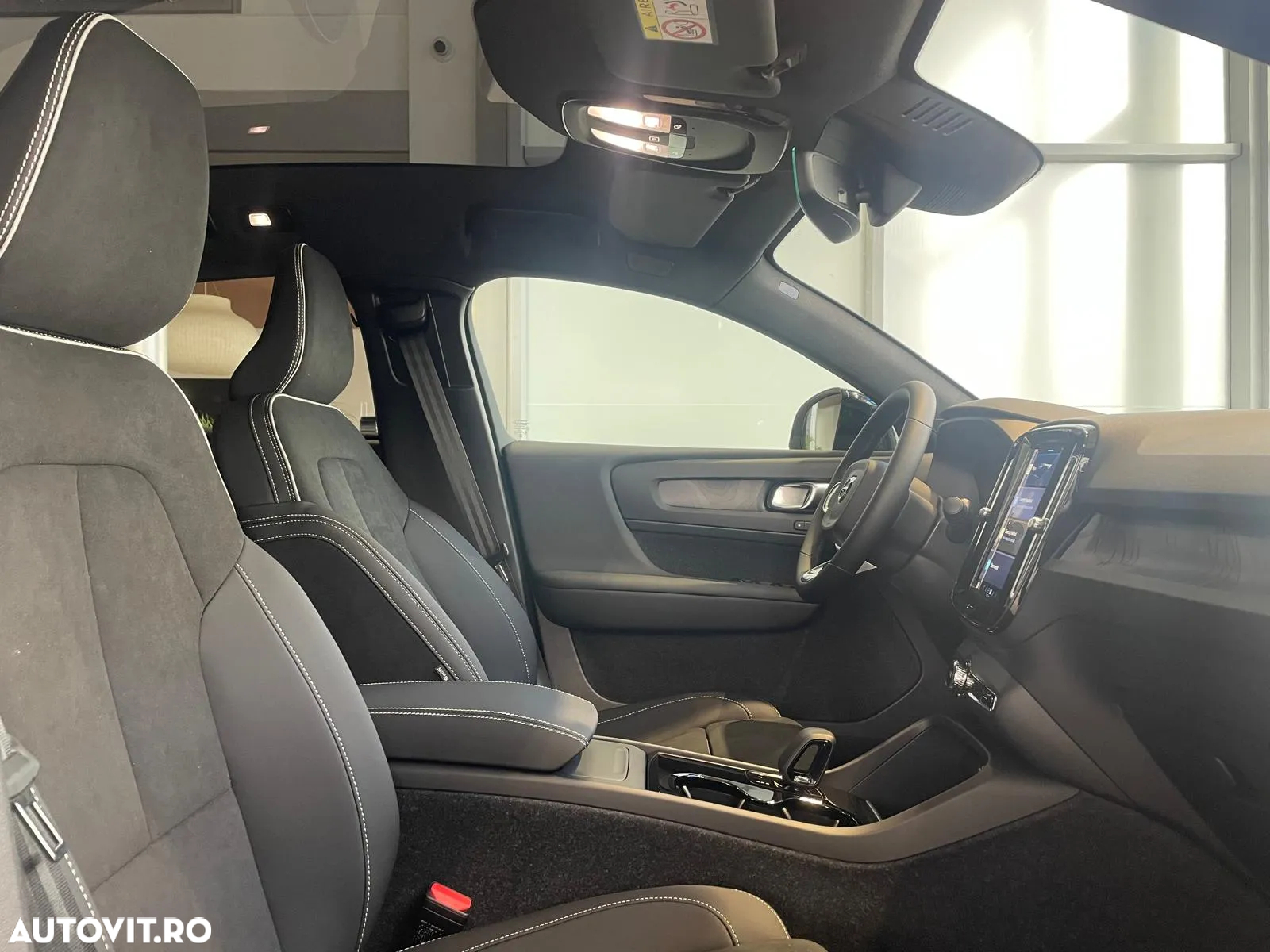 Volvo C40 Recharge Single Motor Extended Range RWD Plus - 11