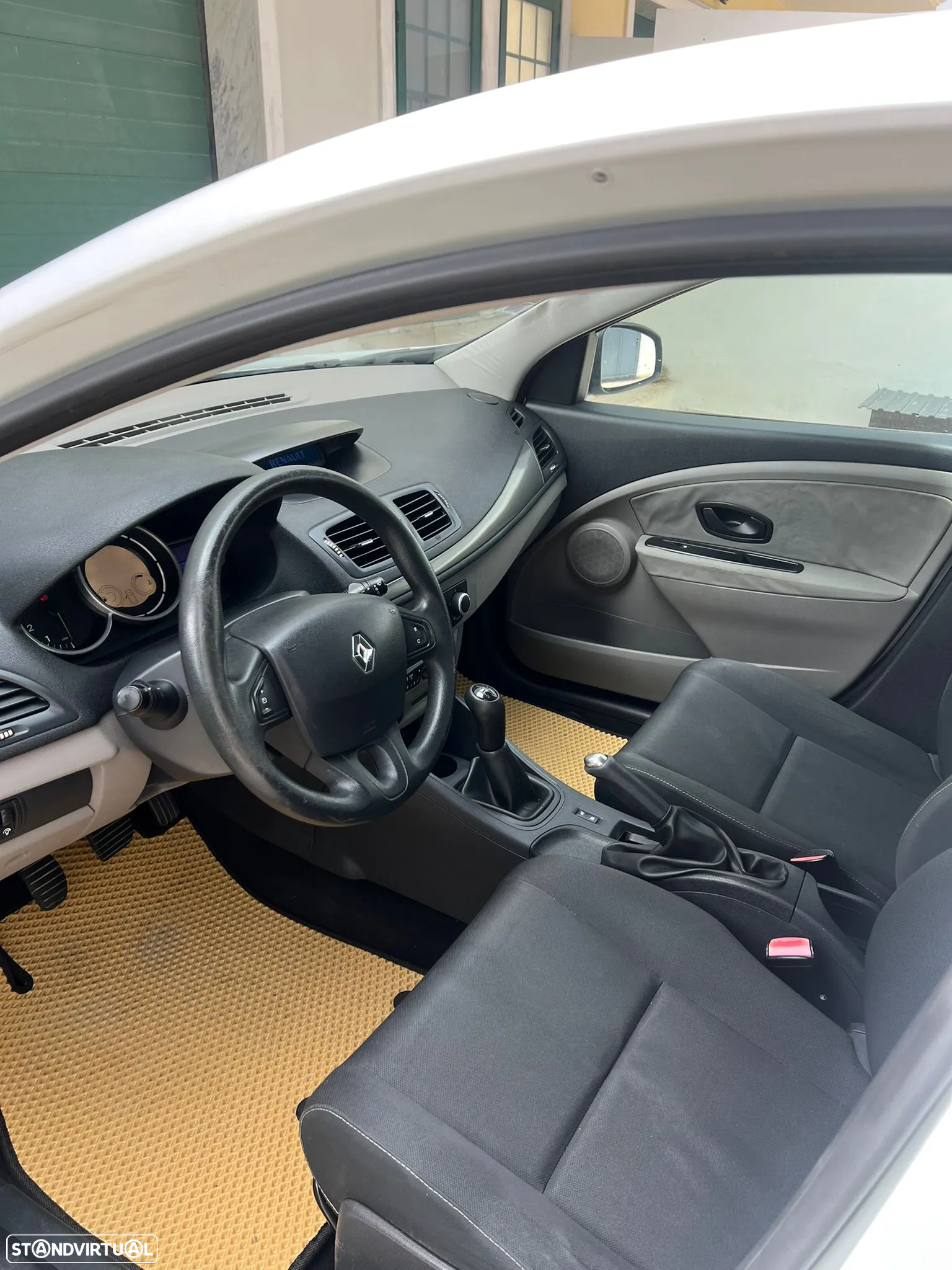 Renault Mégane 1.5 dCi Dynamique - 7