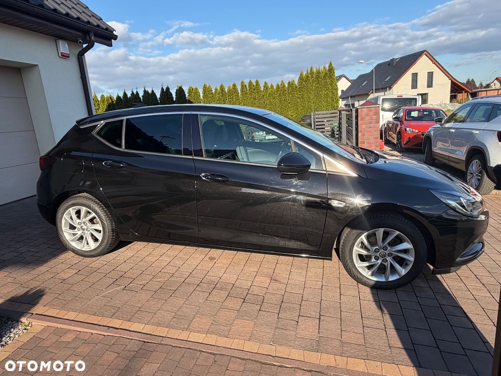 Opel Astra 1.4 Turbo Innovation - 17