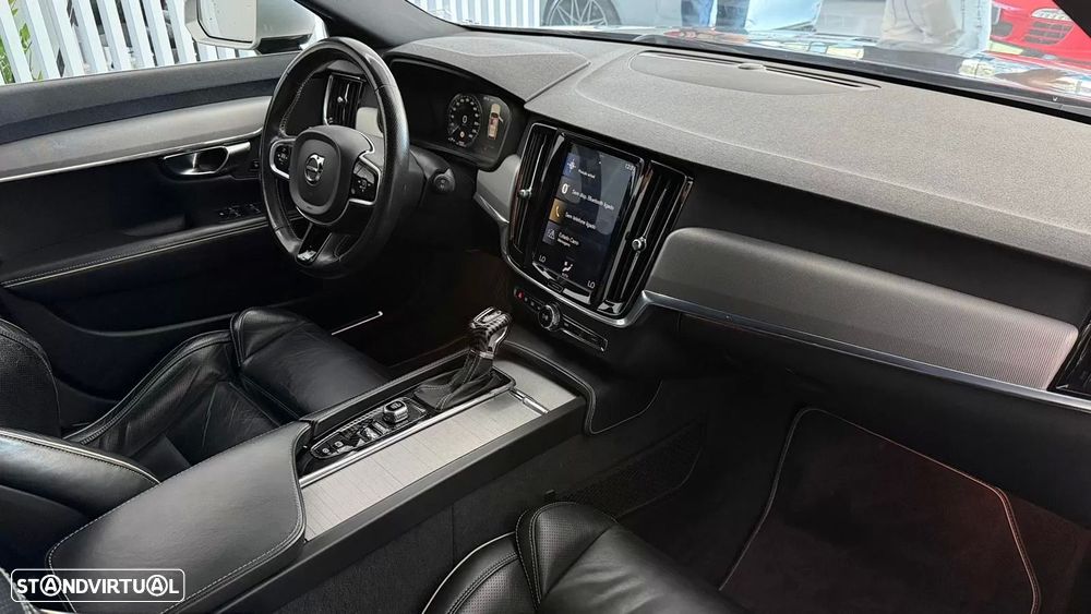 Volvo V90 - 21