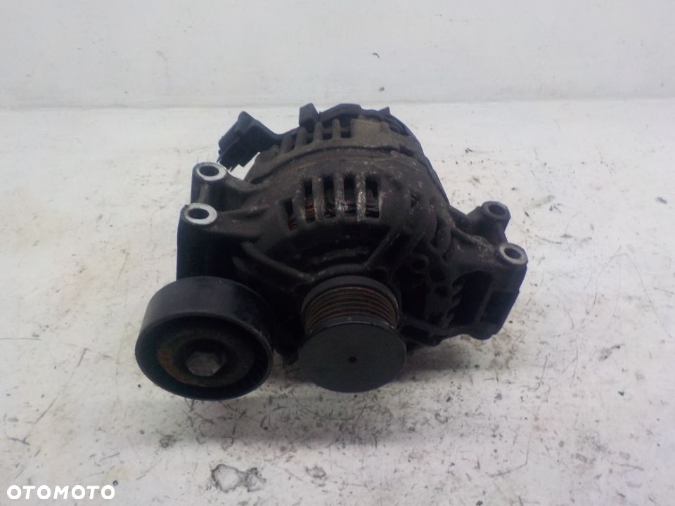 BMW E87 ALTERNATOR 7532964 - 3