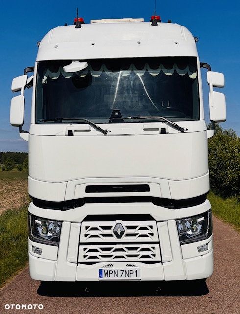 Renault T480 6x2 pusher - 4