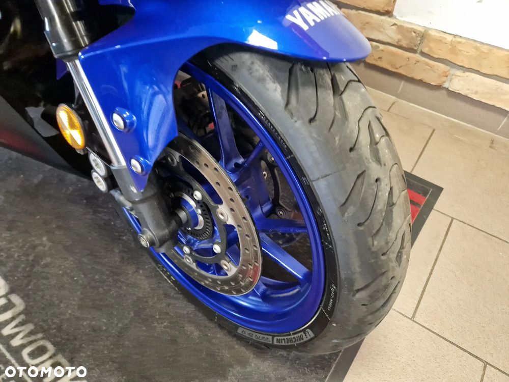 Yamaha R7 - 34