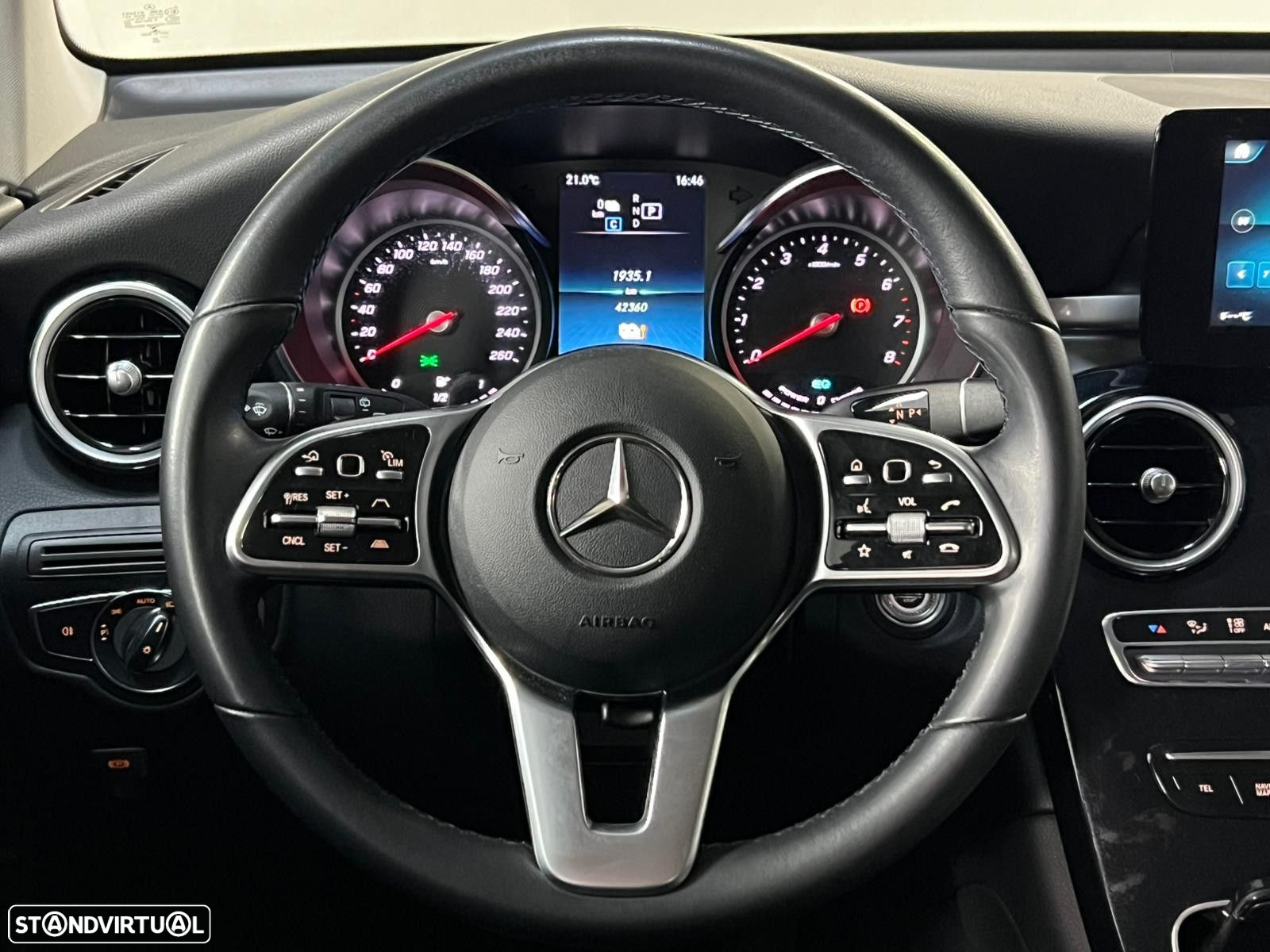 Mercedes-Benz GLC 300 e 4Matic - 9