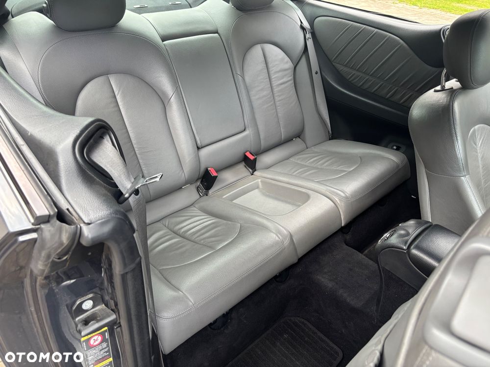 Mercedes-Benz CLK 220 CDI Avantgarde - 9