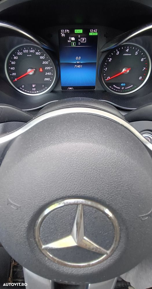 Mercedes-Benz C 300 e 4MATIC 9G-TRONIC - 14