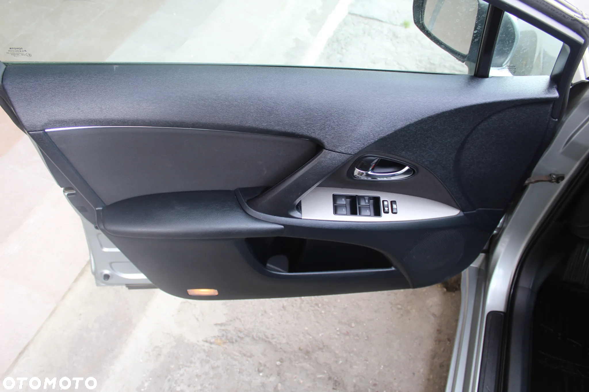Toyota Avensis - 22