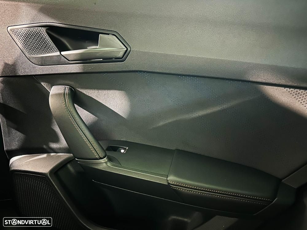 Cupra Formentor 1.5 e-Hybrid DSG VZ Black Edition - 27