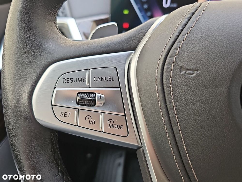 BMW X7 xDrive40d mHEV - 15