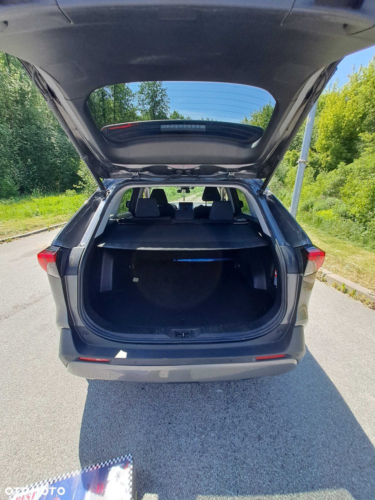 Toyota RAV4 - 5