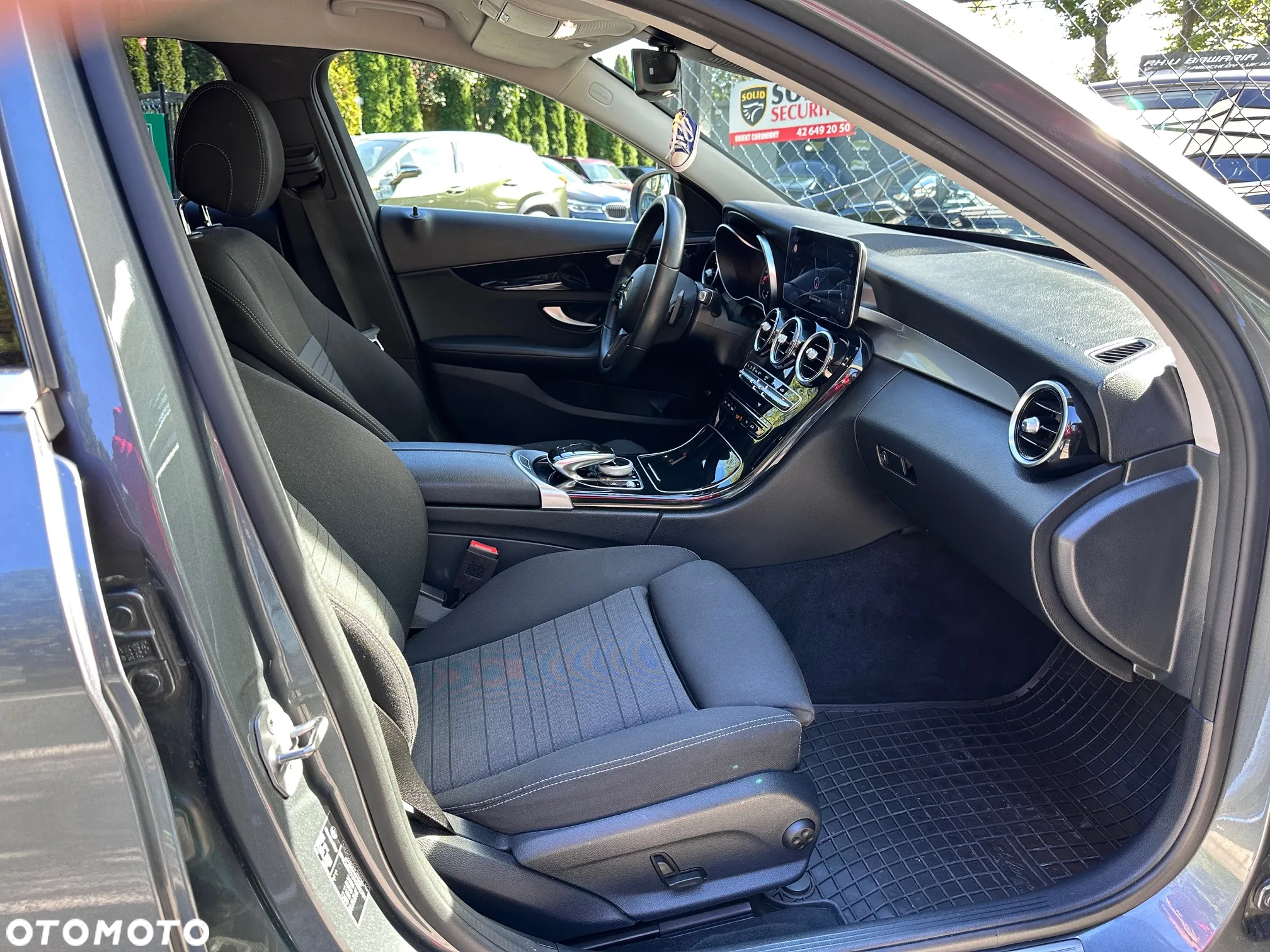 Mercedes-Benz Klasa C 300 de 9G-TRONIC - 30