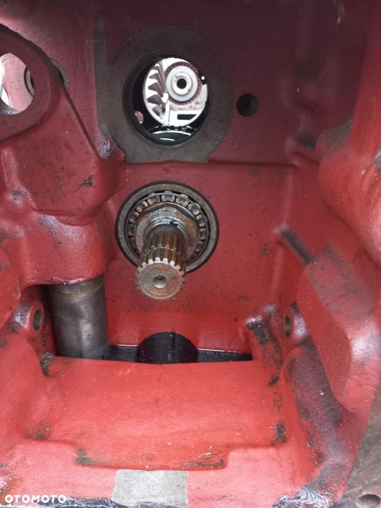 New Holland tylny most 5167252,obudowa ,zwolnica,półoś,rozdzielacz,atak,sworzeń siły uciągu,układ planetarny,5154645,fiat,F110,F130,F140,TM120,8160,M135 FORD,0538009531,5152331,5157158,HAMULCE,tarcza,7840,8240,SILNIK 6 cylindrów pompa wtryskowa,ga401,sl,sle,chłodnica łoże,kołyska,wał,blok. - 13