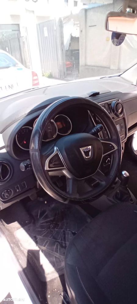 Dacia Lodgy 1.6 102 CP Laureate - 7