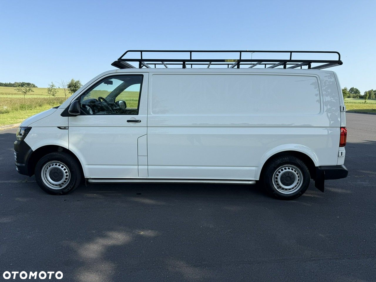 Volkswagen Transporter - 9