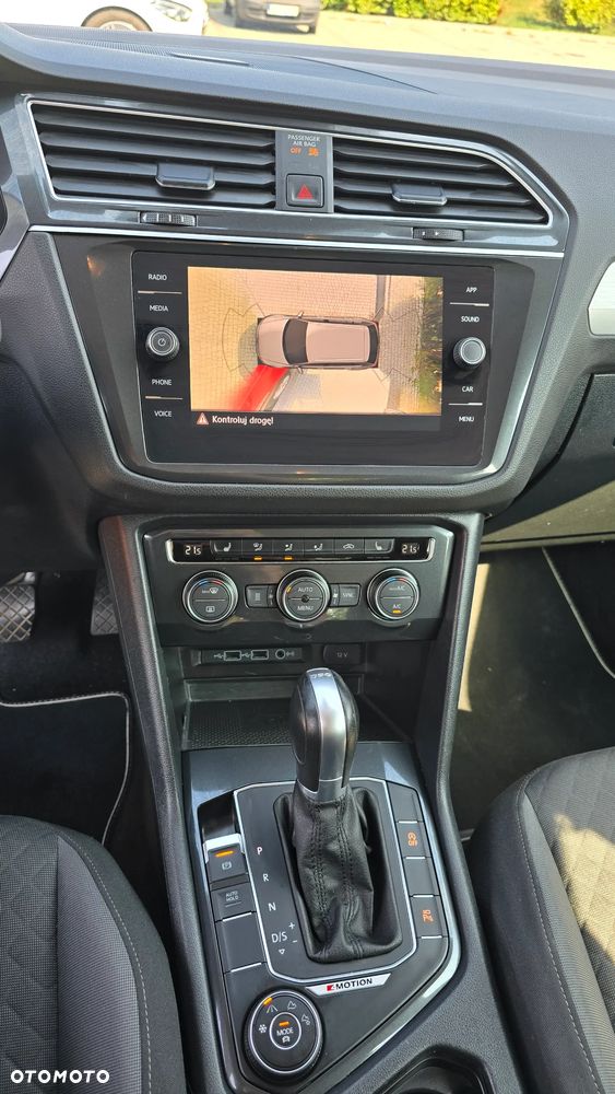 Volkswagen Tiguan - 9
