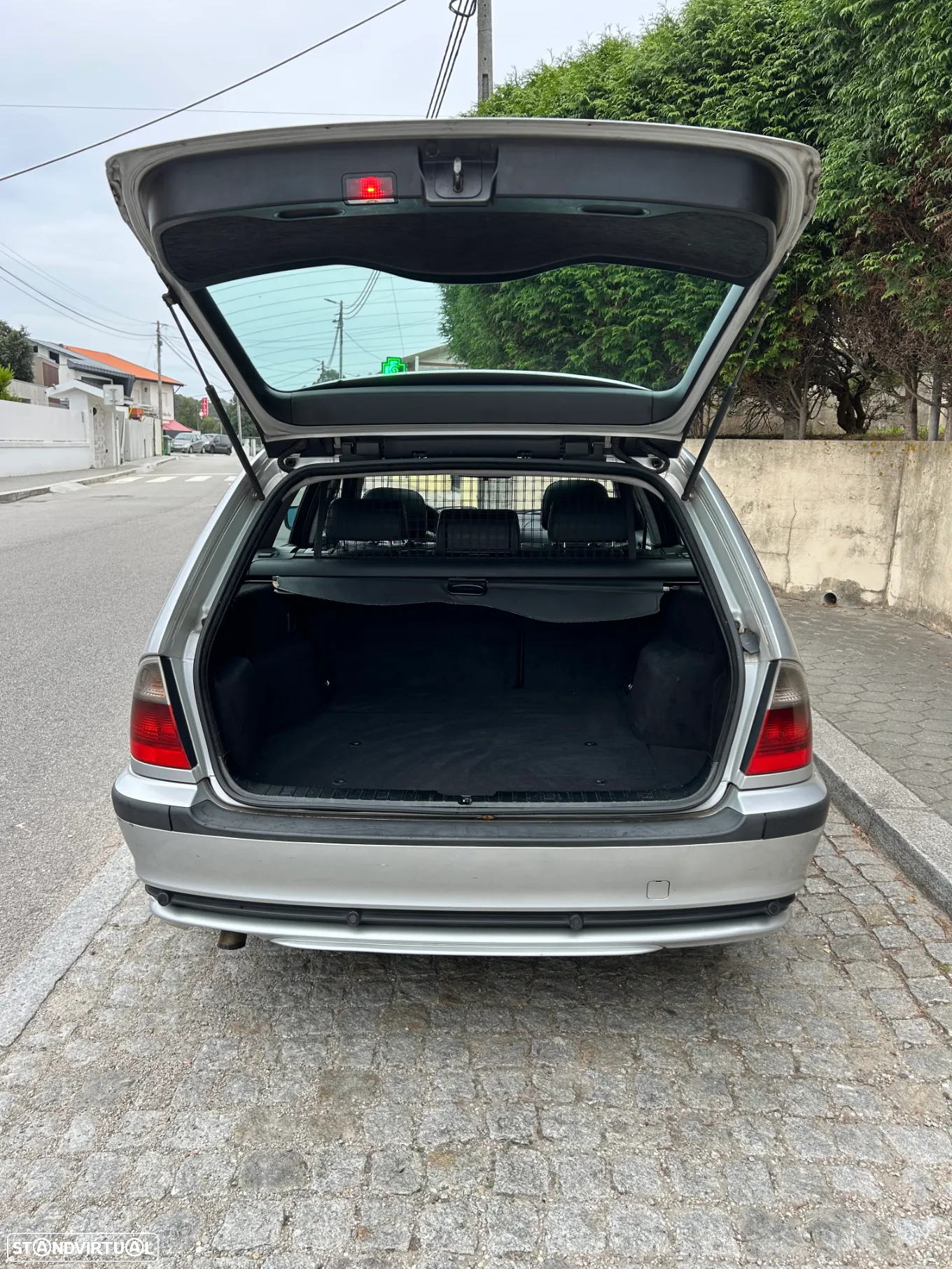 BMW 320 d Touring - 2