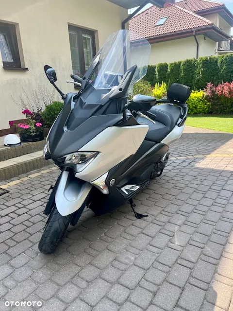 Yamaha Tmax - 2