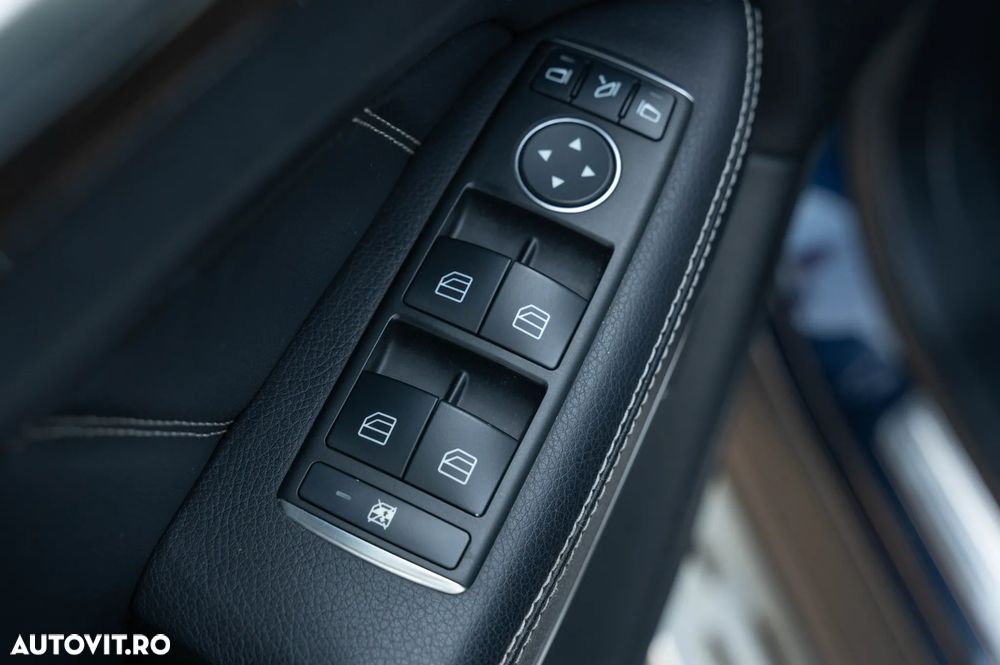 Mercedes-Benz GL 350 BlueTEC 4Matic 7G-TRONIC - 17