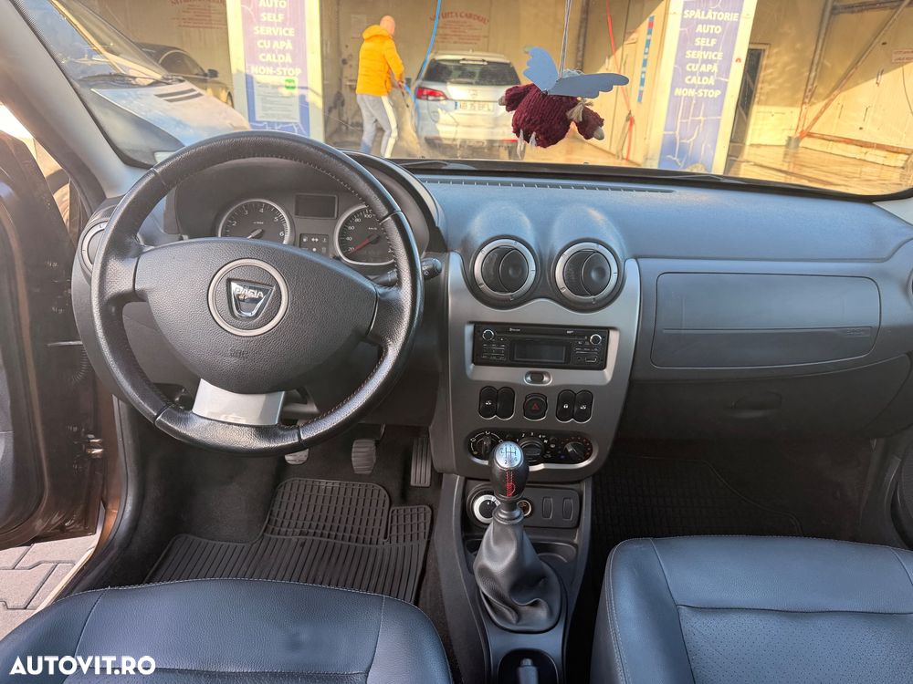 Dacia Duster dCi 110 FAP 4x4 Prestige - 12
