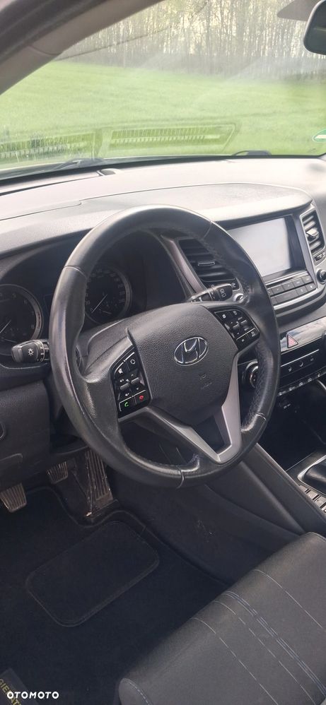 Hyundai Tucson blue 1.6 GDi 2WD Navi - 17